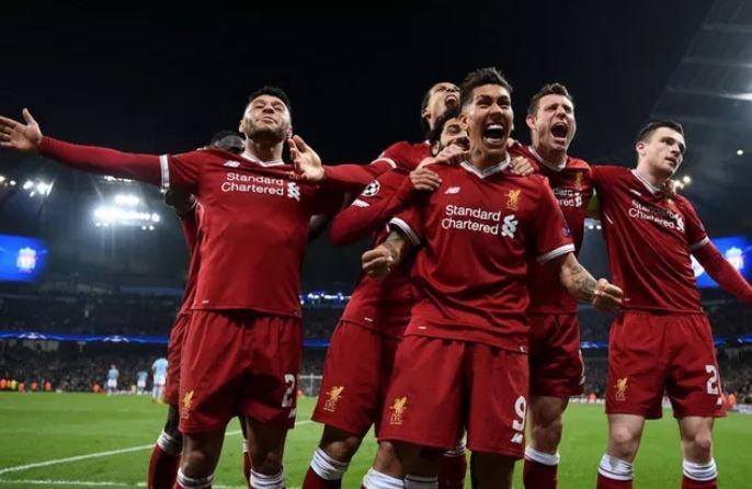 Liverpool quỳ gối ủng hộ phong trào 