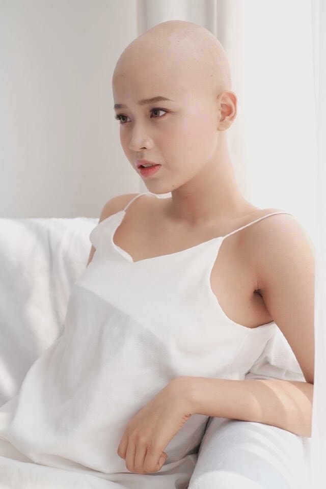 nữ sinh ngoại thương bị ung thư 1
