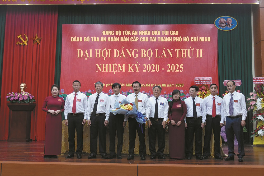 anh4-w1000-h666.jpg