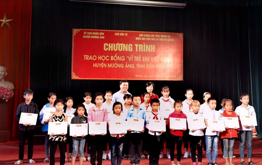 SeABank trao tặng nhà cho hộ nghèo và học bổng cho trẻ em gặp khó khăn tại Điện Biên