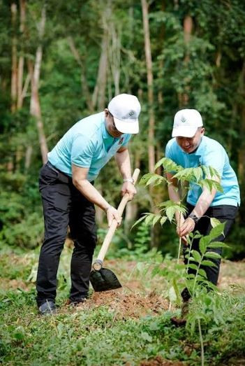 Phát động chương trình trồng cây xanh “Agribank – Vì tương lai xanh – Thêm cây, thêm sự sống”