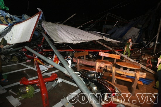 Vĩnh Phúc: Lốc xoáy kinh hoàng khiến 3 người tử vong