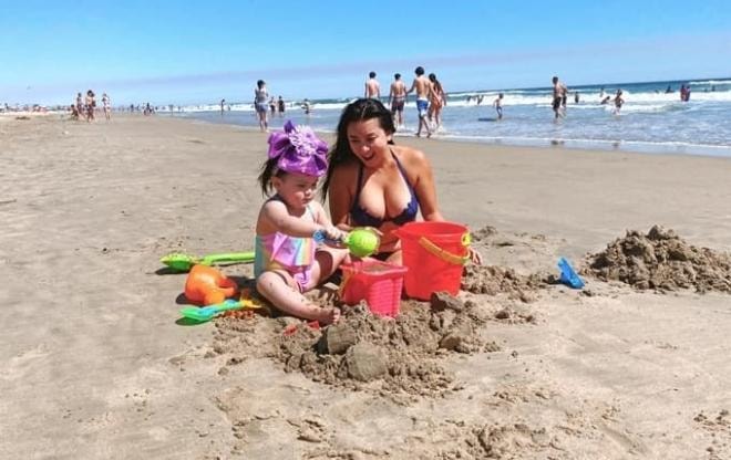 Y Phụng bikini 1 Y Phụng bikini 1