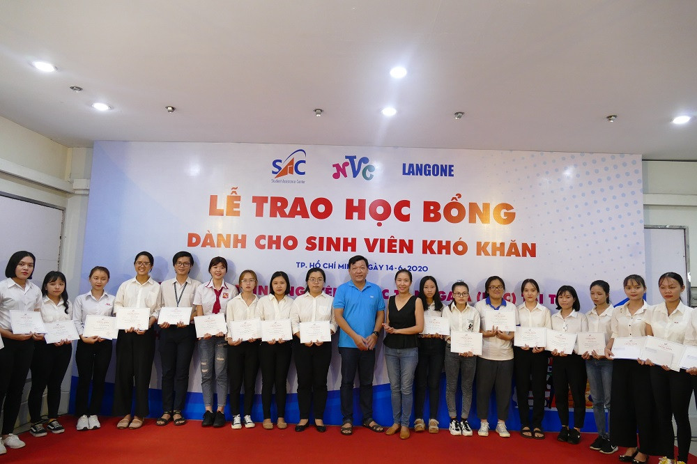 p1370942-w1000-h666.JPG