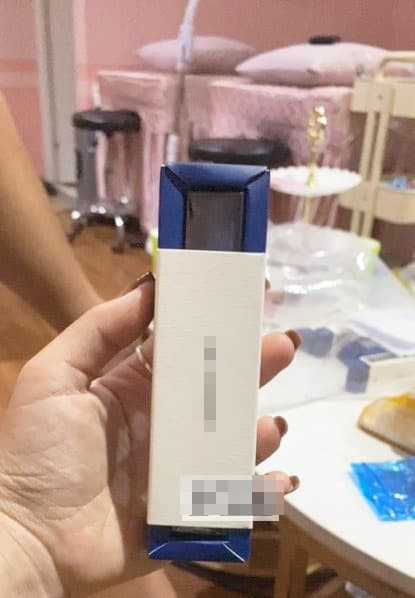 chồng tặng quà bồ 1 chồng tặng quà bồ 1