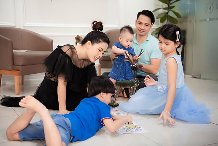 Cựu thành viên Doremi khoe con trai tự kỷ đã khỏi 80% sau 3 năm chữa trị 3 Cựu thành viên Doremi khoe con trai tự kỷ đã khỏi 80% sau 3 năm chữa trị 3