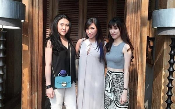 ai là mẹ ai là con 0