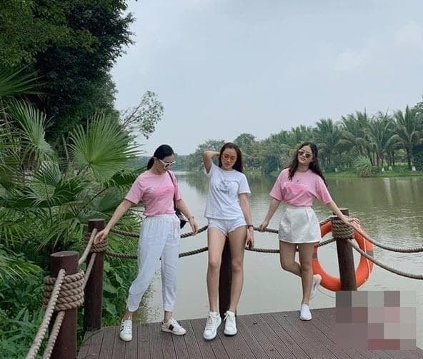 ai là mẹ ai là con 0