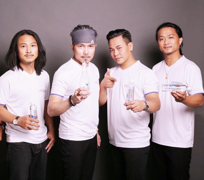 Jimmii Nguyễn cùng Jimmii Band gây ấn tượng với tạo hình mới