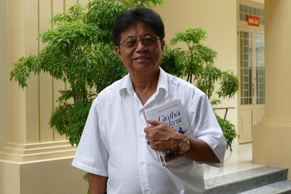 1-w1000-h666.JPG