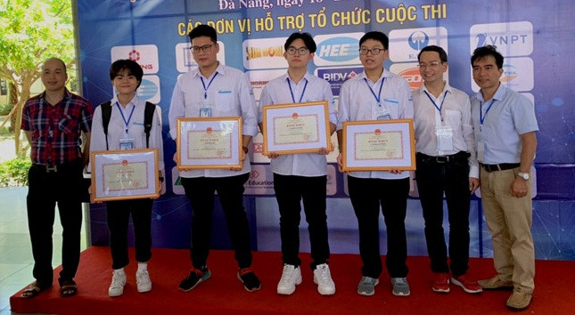 Cuộc thi Khoa học kỹ thuật cấp Quốc gia: Học sinh THPT Chuyên Khoa học Tự nhiên giành giải nhất