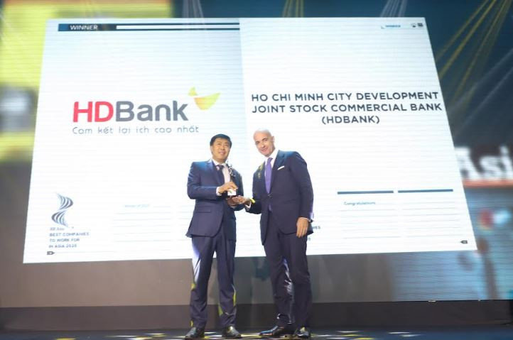 HDBank tiếp tục là nơi làm việc tốt nhất châu Á, định hướng phát triển “Happy Digital Bank” 