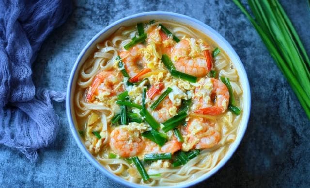 nấu mì sáng 5 nấu mì sáng 5