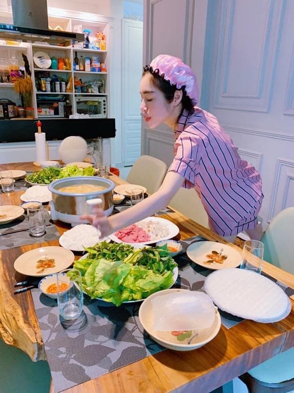 không gian nhà Elly Trần  0