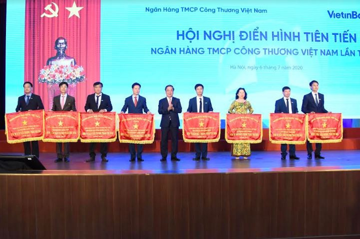 VietinBank tôn vinh các điển hình tiên tiến lần thứ V