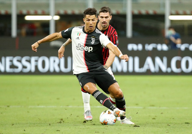 Milan thăng hoa nhấn chìm nhà ĐKVĐ Juventus lần thứ 2 trong lịch sử