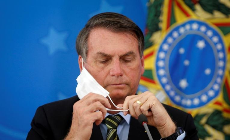 Tổng thống Brazil đặt cược mạng sống của mình vào “phương thuốc kỳ diệu” chữa được Covid-19