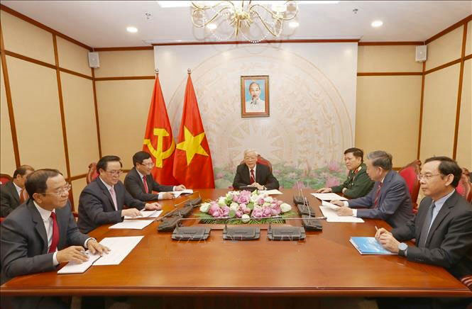Tổng Bí thư, Chủ tịch nước Nguyễn Phú Trọng điện đàm với Thủ tướng Campuchia 