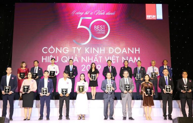 HDBank tiếp tục vào Top những Công ty Kinh doanh Hiệu quả nhất Việt Nam 