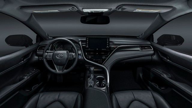 Toyota Camry 2021 có nhiều cải tiến mới về công nghệ