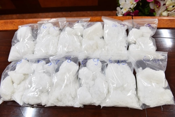 Cựu Cảnh sát Hàn Quốc vận chuyển 40kg ma túy đá từ Việt Nam ra nước ngoài