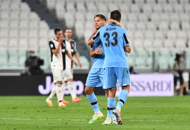 Ronaldo lập cú đúp, Juventus chiến thắng 2-1 trước Lazio