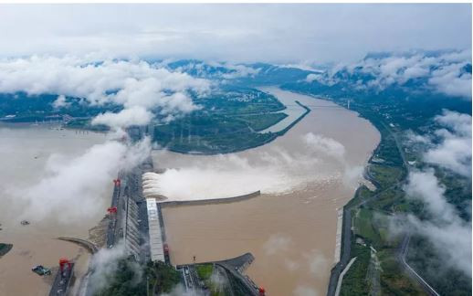 Lũ lụt kỷ lục, hàng ngàn con đập của Trung Quốc đối mặt với nguy cơ vỡ