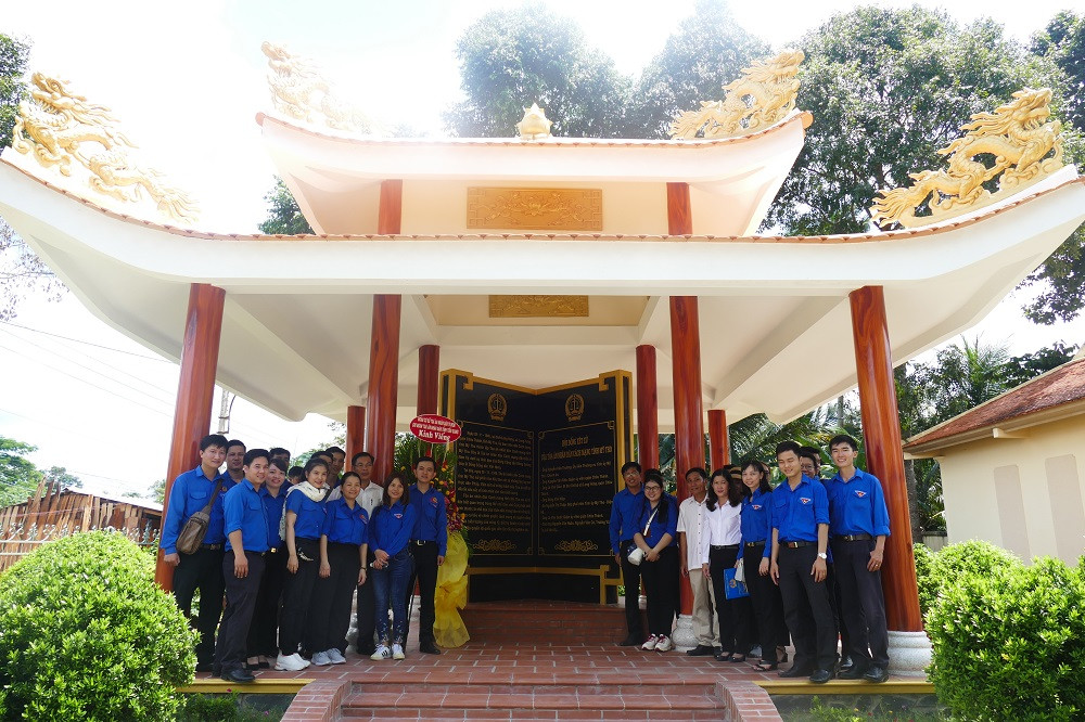 p1380954-w1000-h666.JPG