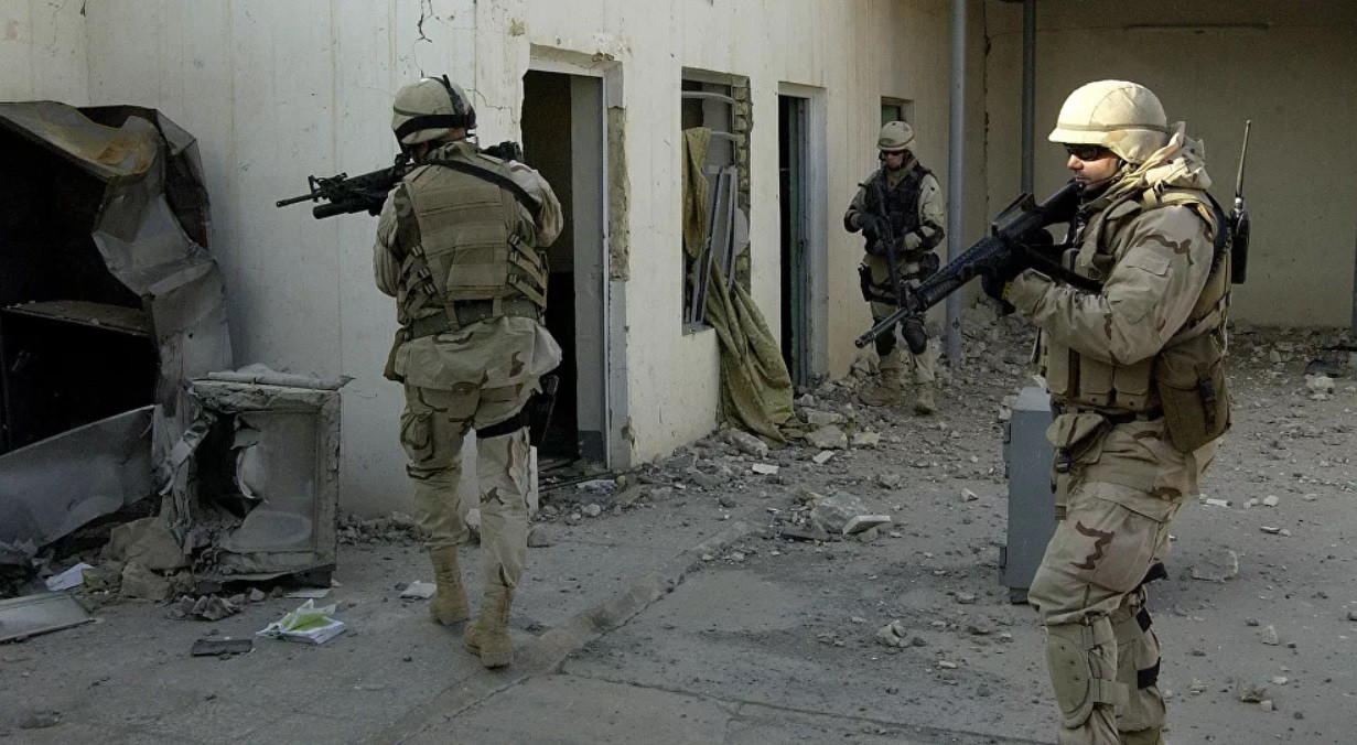 Liên quân do Mỹ cầm đầu trao quyền kiểm soát căn cứ quân sự thứ 7 cho Iraq