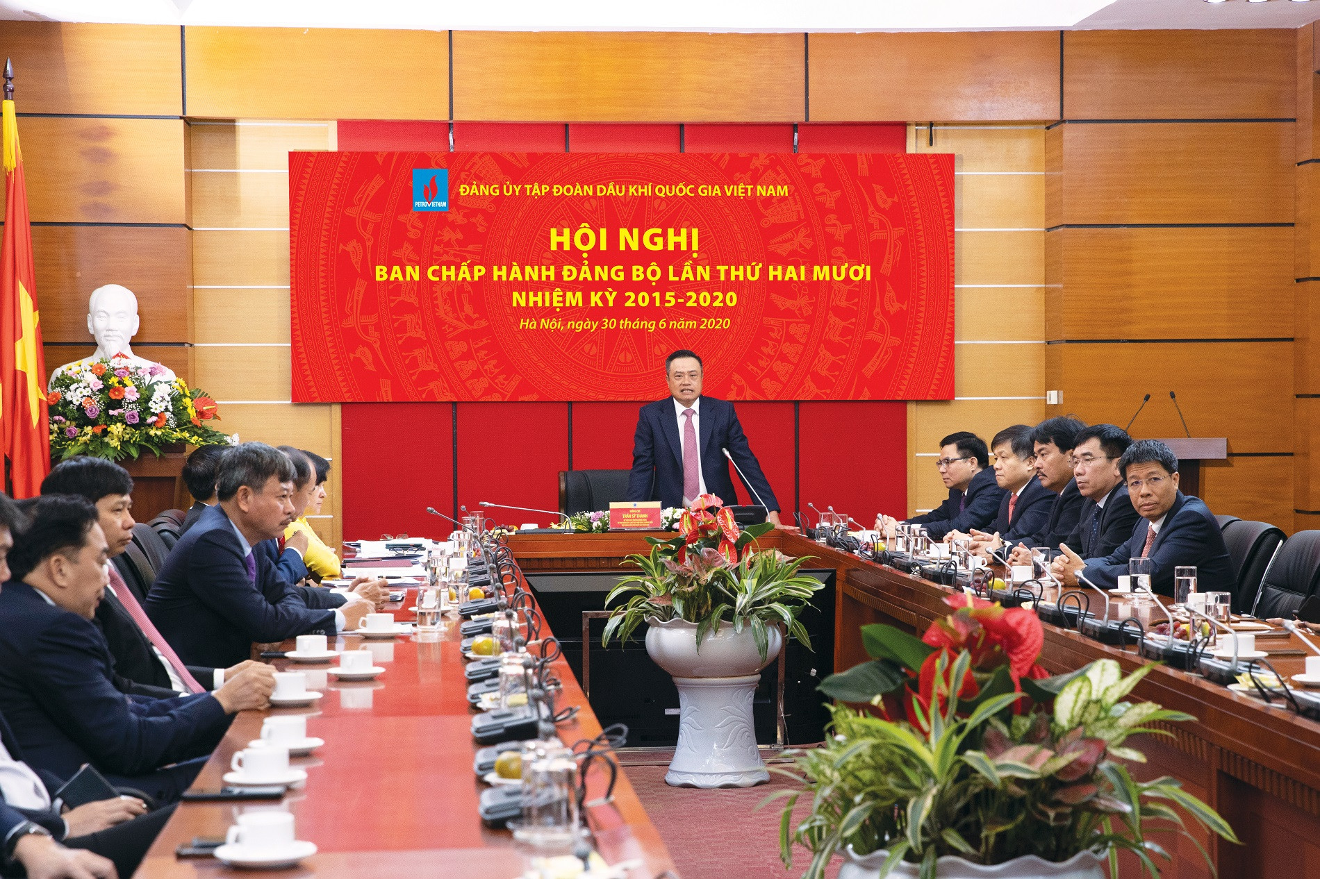 Tập đoàn Dầu khí Quốc gia Việt Nam: Bản lĩnh vượt qua thử thách