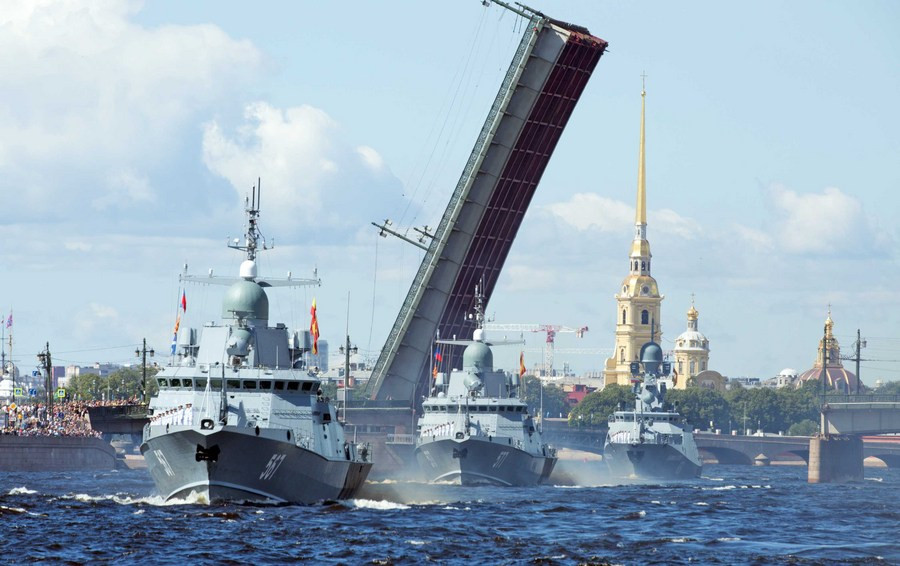 Hàng chục tàu chiến Nga tham gia tập trận quy mô lớn ở Biển Đen