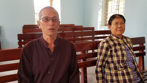 Vợ chồng ông Trần Hữu Sỹ và bà Trần Thị Điểm
