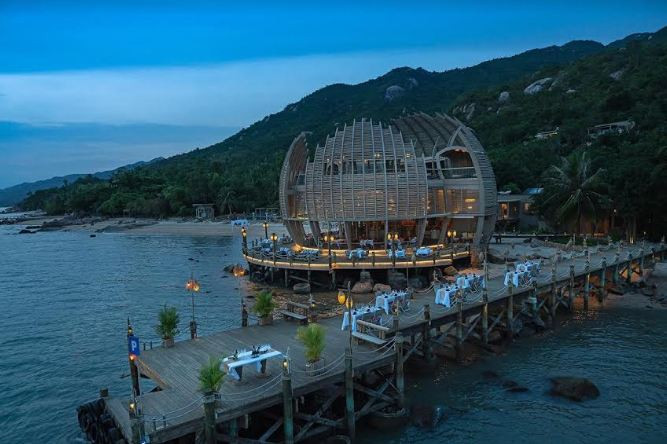 Ấn tượng những khu nghỉ dưỡng biển có kiến trúc độc đáo hàng đầu Việt Nam 