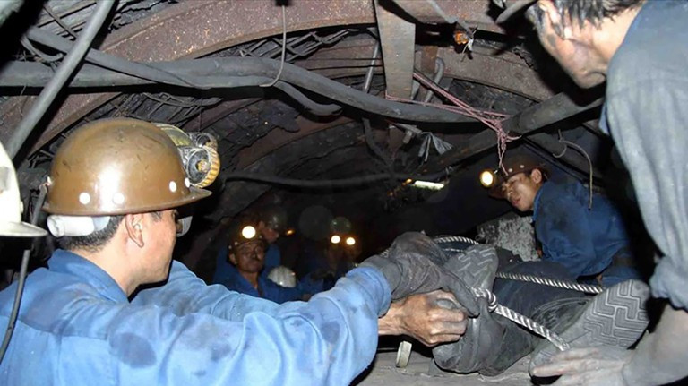 Vụ nổ mìn khiến 1 công nhân tử vong: Thuê đơn vị khai thác, chủ mỏ vẫn liên đới trách nhiệm