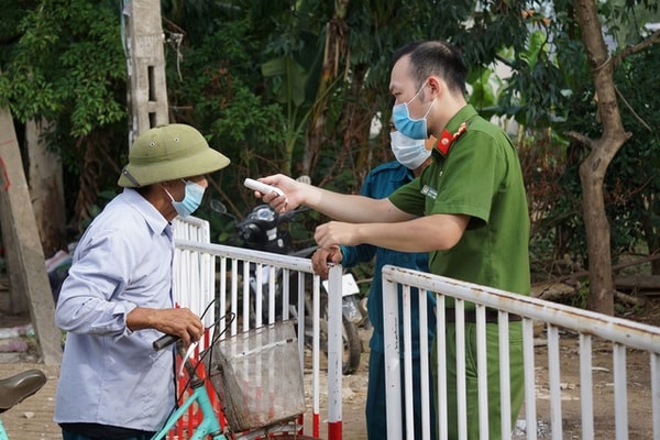 Xử lý nghiêm cán bộ lơ là trong phòng dịch Covid-19 ở Sầm Sơn