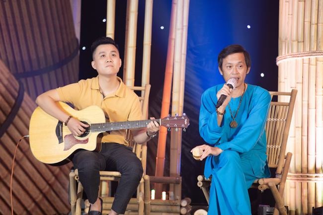 Hoài Linh và các nghệ sĩ chung tay cùng quê hương chống dịch Covid-19