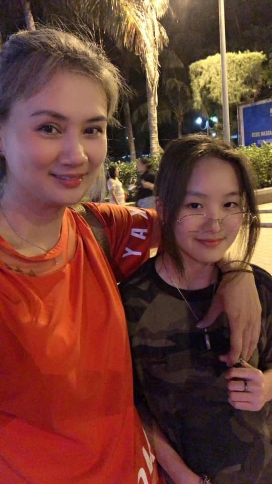 con gái hoa khôi bóng chuyền Kim Huệ  7