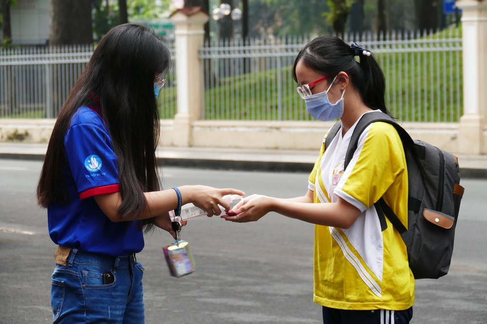 p1400120-w1000-h666.JPG