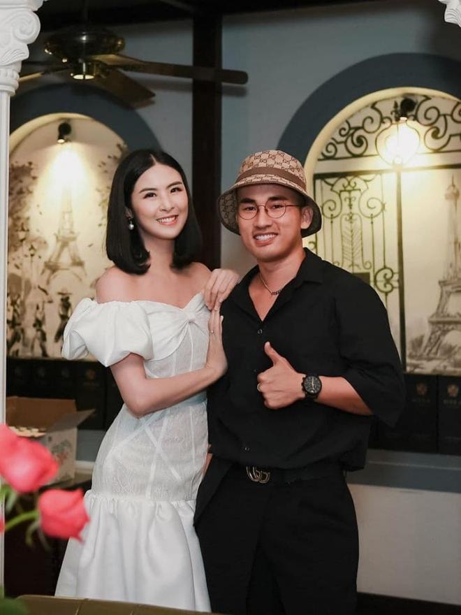 Hoa hậu Ngọc Hân 10 năm đăng quang 4