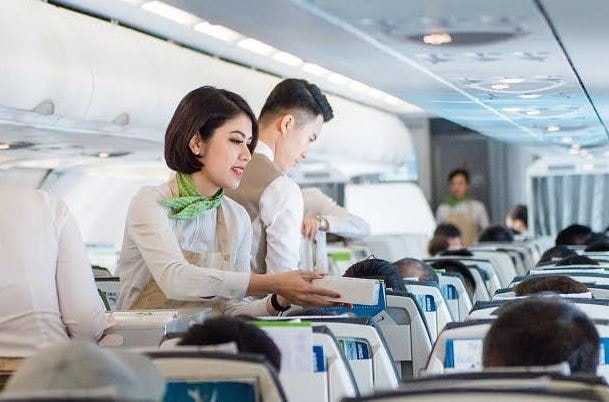 Bamboo Airways và Sacombank hoàn tiền cho khách mua vé máy bay