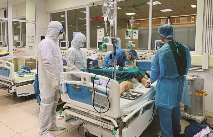 Bệnh nhân 76 tuổi mắc Covid-19 từng tổn thương phổi nặng đã khỏi bệnh