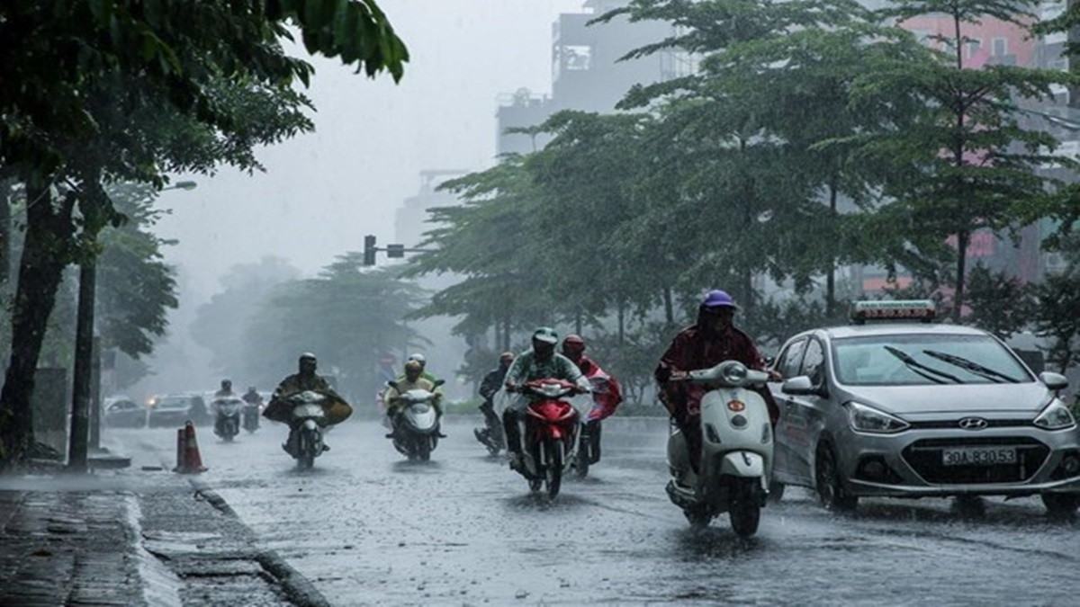 Mưa dông diện rộng, cảnh báo lũ quét, sạt lở đất nhiều nơi ở Bắc Bộ