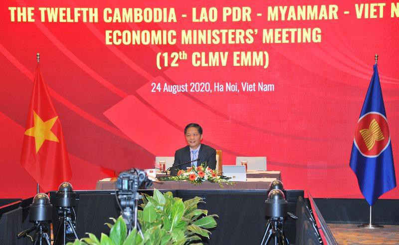 ASEAN chủ động hợp tác kinh tế nội - ngoại khối ứng phó COVID-19 - Ảnh 2.