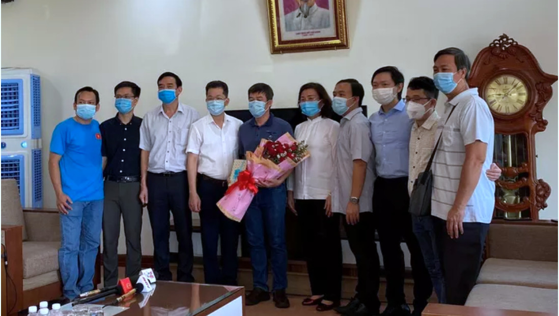 Đoàn bác sĩ Bệnh viện Chợ Rẫy chi viện chống dịch Covid-19 rời Đà Nẵng
