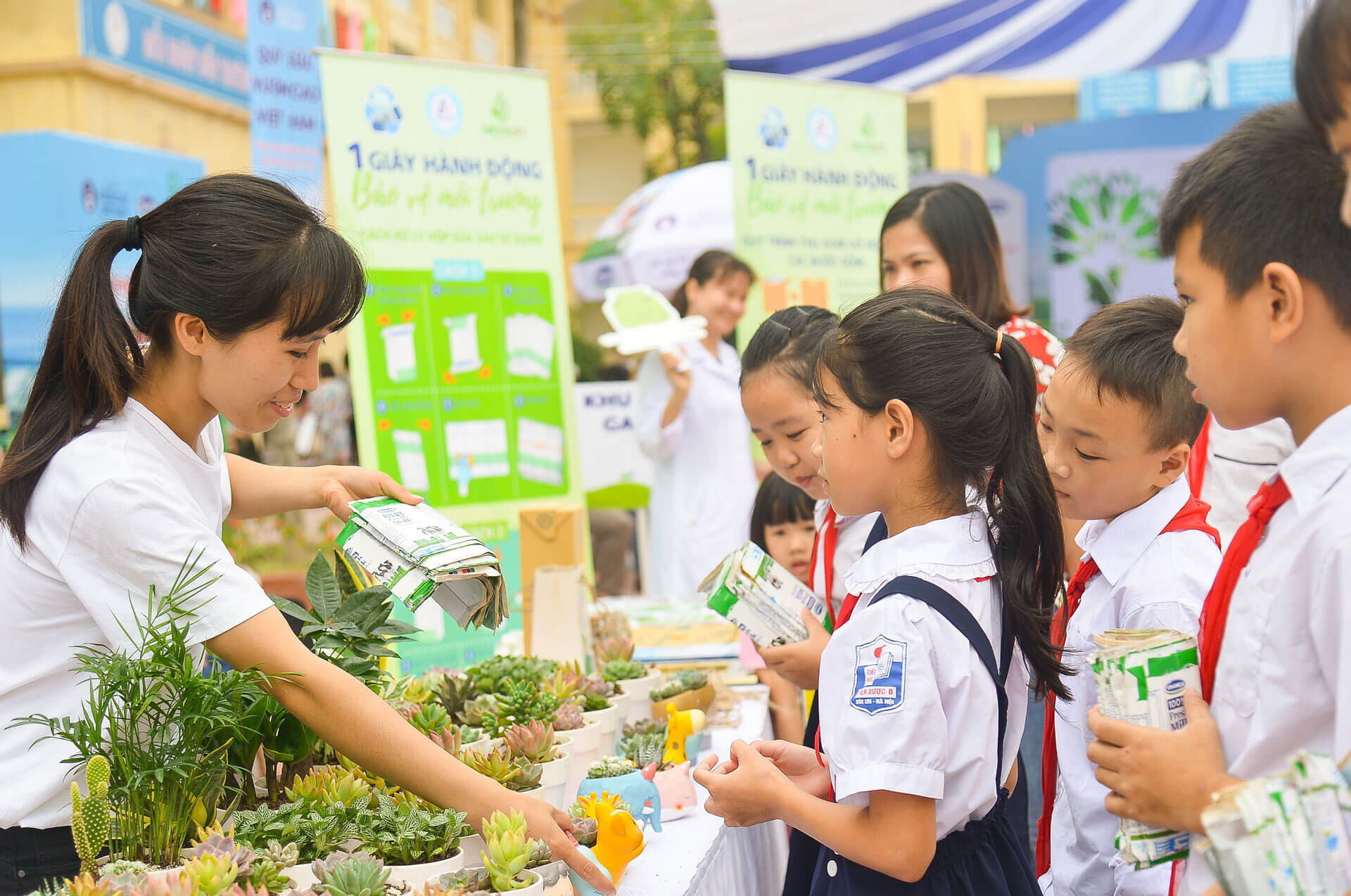 Quỹ 1 triệu cây xanh cho Việt Nam: lan tỏa tình yêu thiên nhiên, môi trường đến với học sinh