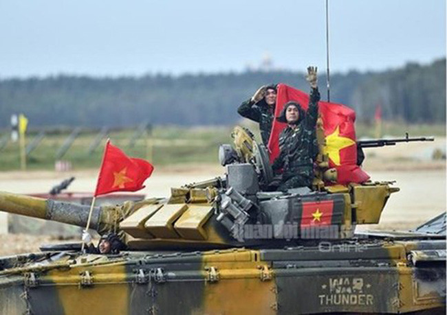 Đội xe tăng Việt Nam vô địch bảng 2 Tank Biathlon tại Army Games 2020