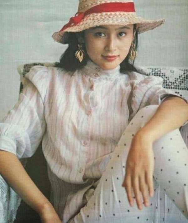 Vì sao cô được ca tụng là 'đệ nhất mỹ nhân Trung Quốc đại lục'? Cô ấy đẹp như thế nào khi còn trẻ? 5
