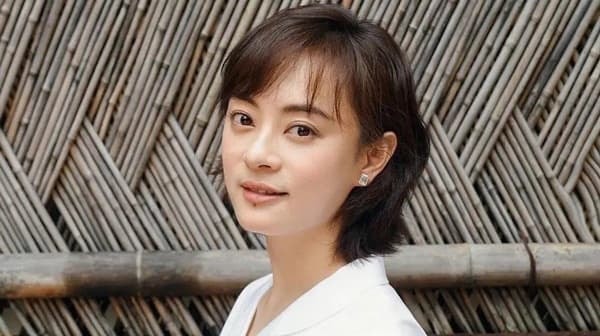 ‘Nữ hoàng rating’ Tôn Lệ bị chê ngày càng xuống sắc, đôi mắt trợn 'trừng trừng' thiếu cuốn hút 5