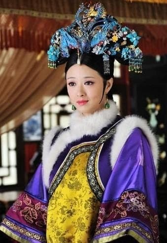 Hoa Phi vé vớt của 'Chân Hoàn truyện' sống với bạn trai 13 năm rồi bị đá, người đàn ông ấy giờ nhận kết cục đắng ngắt 11