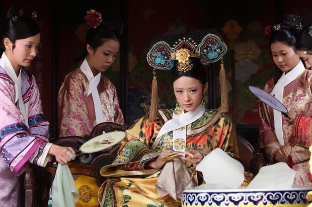 Hoa Phi vé vớt của 'Chân Hoàn truyện' sống với bạn trai 13 năm rồi bị đá, người đàn ông ấy giờ nhận kết cục đắng ngắt 7